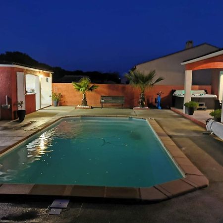 Villa Elegante A Carcassonne Avec Jardin Et Jacuzzi Buitenkant foto