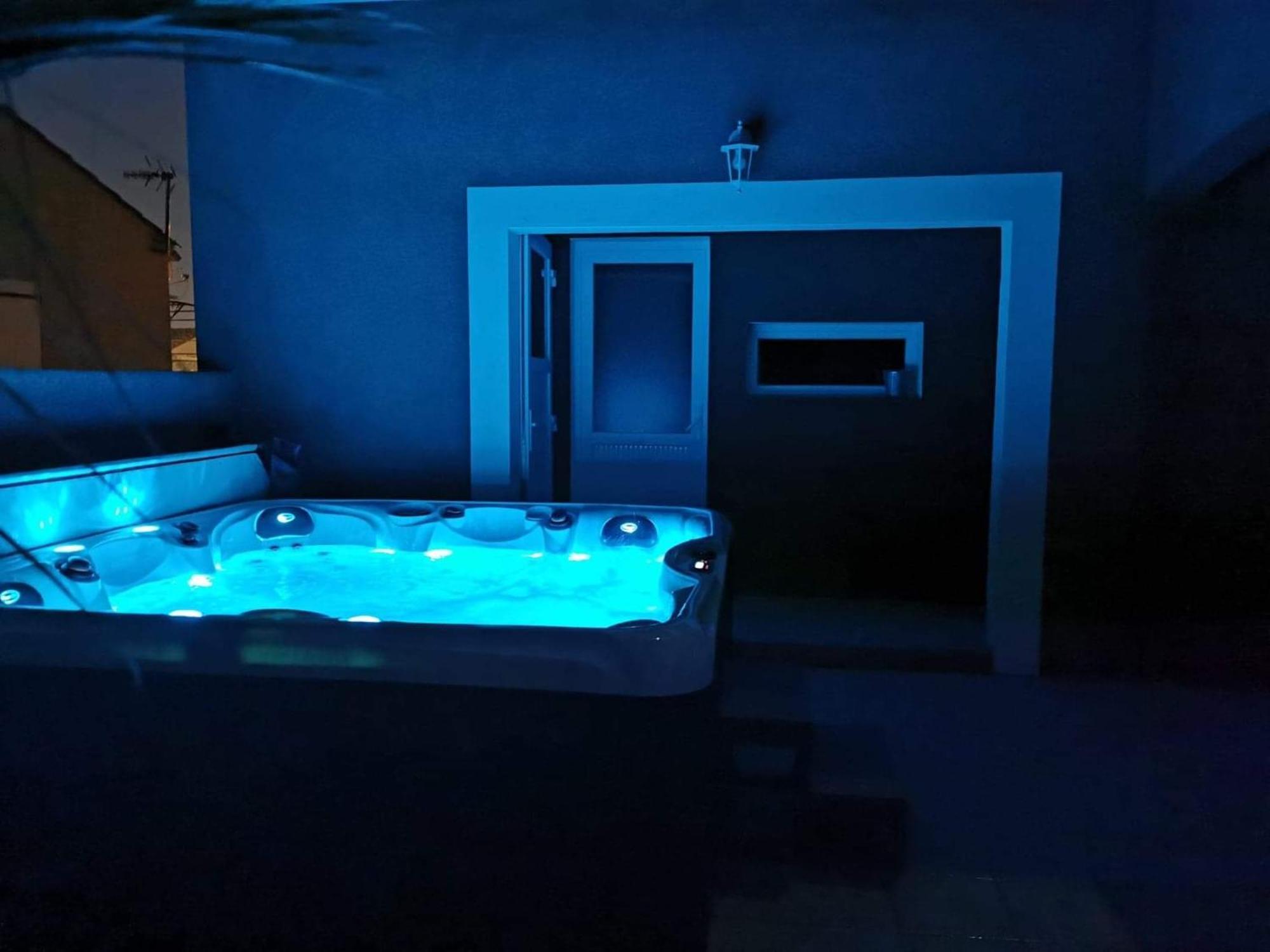 Villa Elegante A Carcassonne Avec Jardin Et Jacuzzi Buitenkant foto