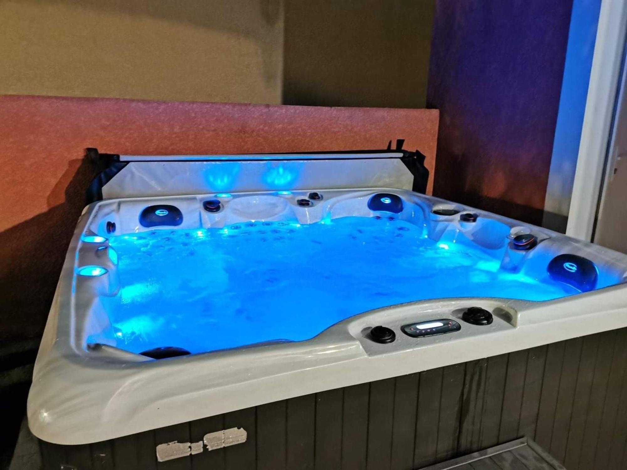 Villa Elegante A Carcassonne Avec Jardin Et Jacuzzi Buitenkant foto