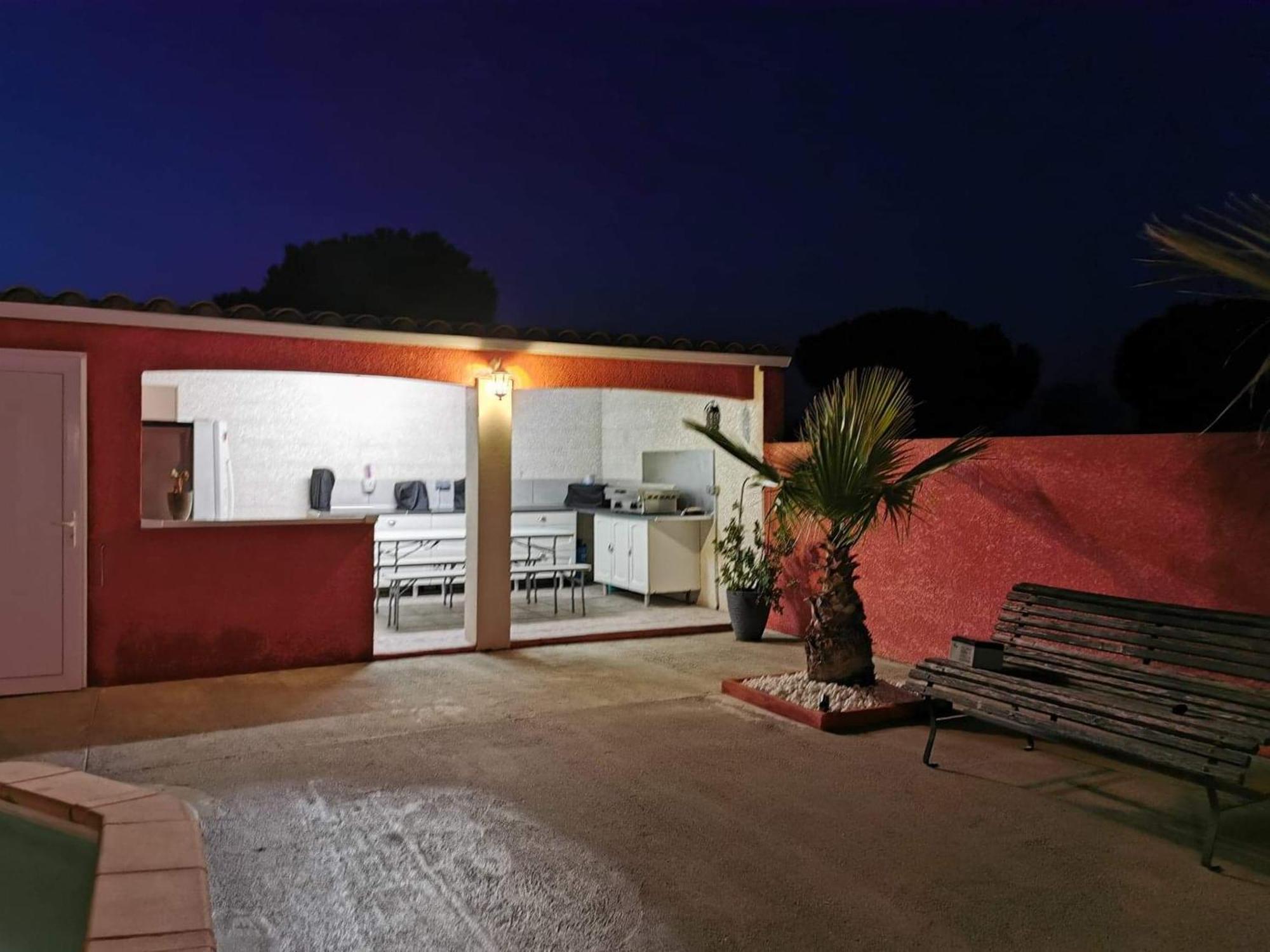 Villa Elegante A Carcassonne Avec Jardin Et Jacuzzi Buitenkant foto